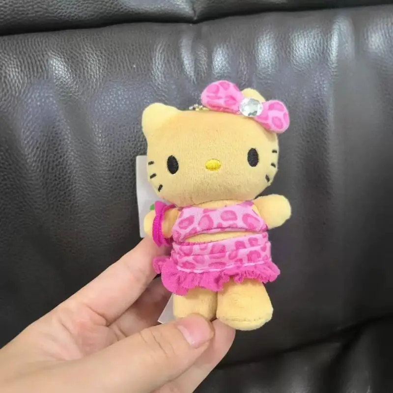 かわいい黒肌ハローキティビキニスカートぬいぐるみ人形、ヒョウ柄ハート型プリント、ジッパー装飾ぬいぐるみキーホルダー、女の子向けおもちゃギフト