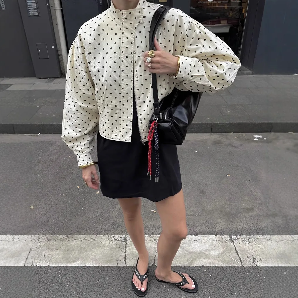 

Polka Dot Stand Neck Short Jackets Women Fashion Long Sleeve Patchwork Contrast Slim Coats Casual Lady Street Commute Outerwear