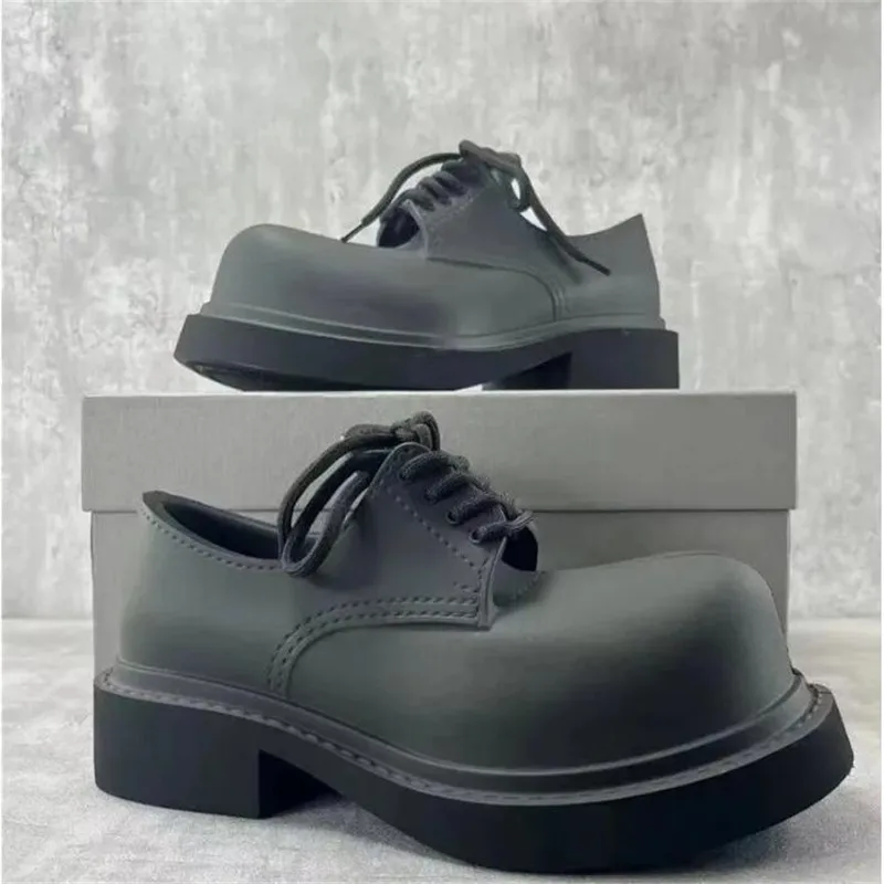 

Size 39-45 Thick Bottom Man Derby Shoes Fashion Genuine Leather Men Dress Party Shoe
