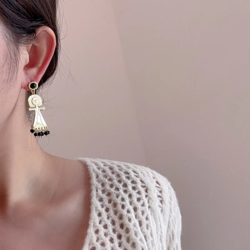 مينار شخصية الحجر الطبيعي الخرز شرابة تنورة تنحنح معدني Nereus قلادة انخفاض الأقراط الطويلة للنساء عطلة مجوهرات