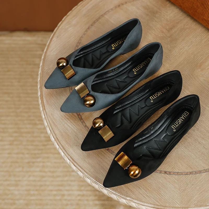 حذاء مسطح النساء 2023 جديد أشار تو أحذية غير رسمية الضحلة المتسكعون أحذية العمل الأسود المهنية النساء أحذية كبيرة الحجم 44 45 46