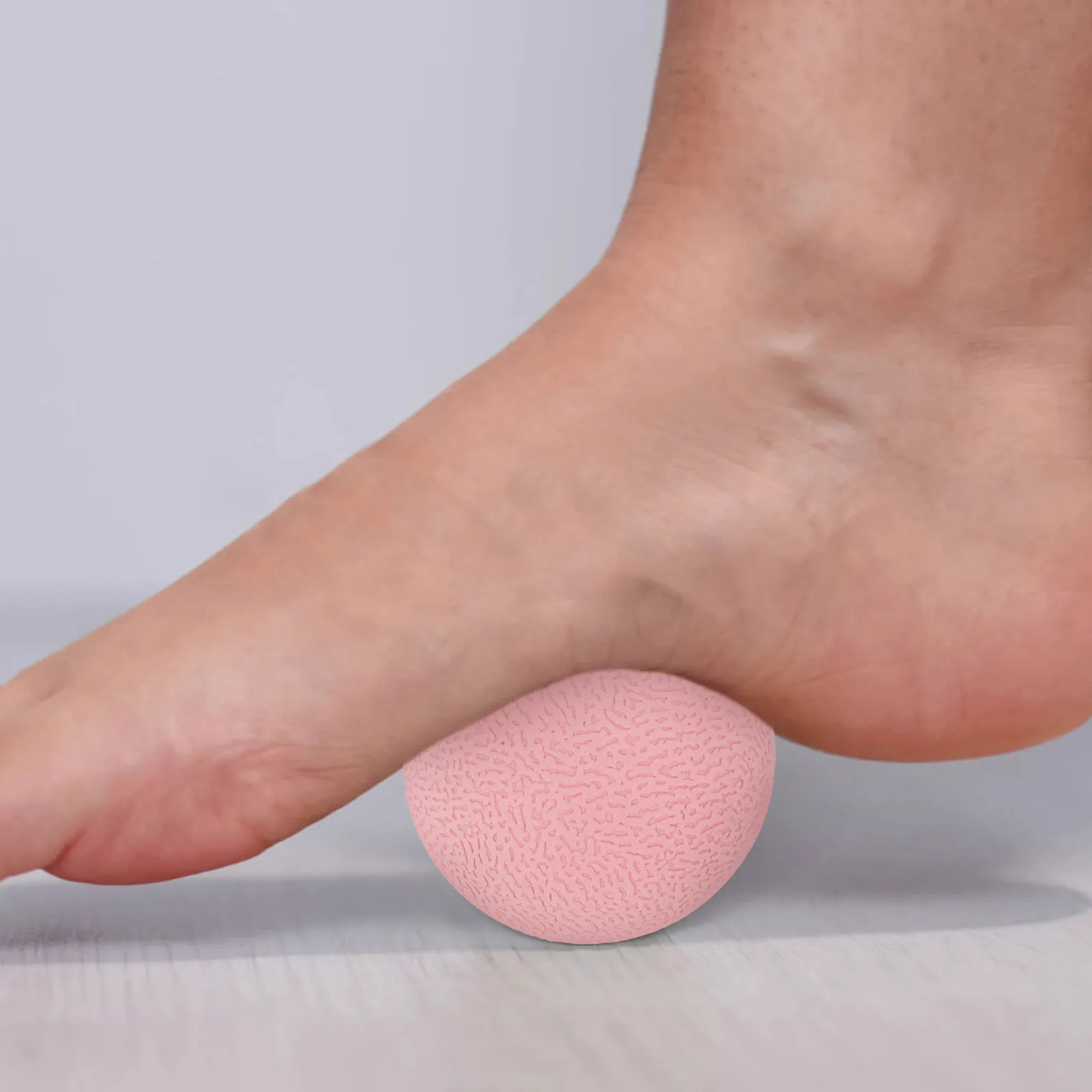 

Foot Massage Ball Pink Soft Practical Fitness Tool for Legs Feet Back Neck Muscle Relief Portable Yoga Ball Massager
