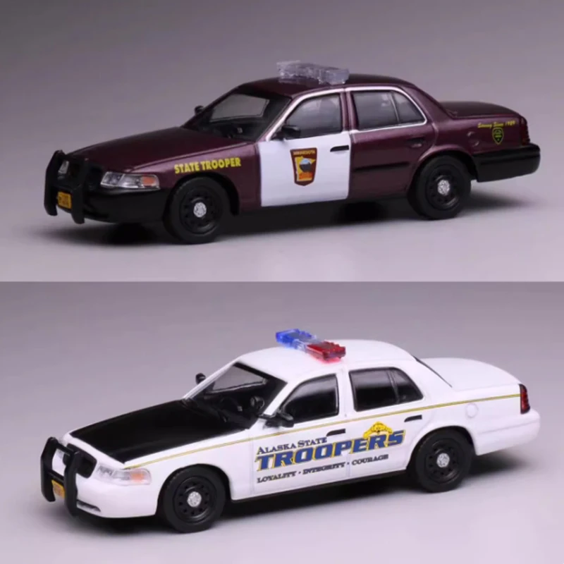

596 Model 1/64 Scale Victoria Crown CV Police Painted Diecast Alloy Model Car Ornament Souvenir Display Collection Hobby Gift