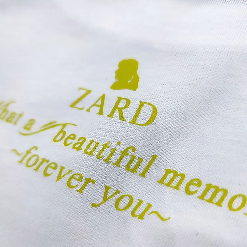 تي شيرت صيفي قطني بأكمام قصيرة مع طباعة توقيع ألبوم الذكرى السنوية الخامسة والعشرين لفرقة ZARD، تصميم عصري برقبة مستديرة وقصة...
