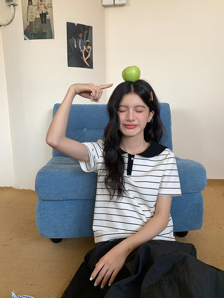 

Loose Fit Women's ort Sve Ne Striped T-irt Summer New Korean Sle Casual Comfortable Breathable Regular Length