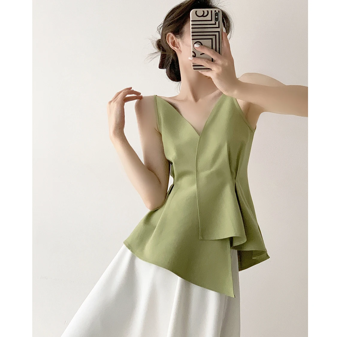 

Уникальный летний асимметричный жилет для женщин, верхняя одежда 2025 года, дизайнерский, особенный, для повседневной носки, из полиэфирного волокна