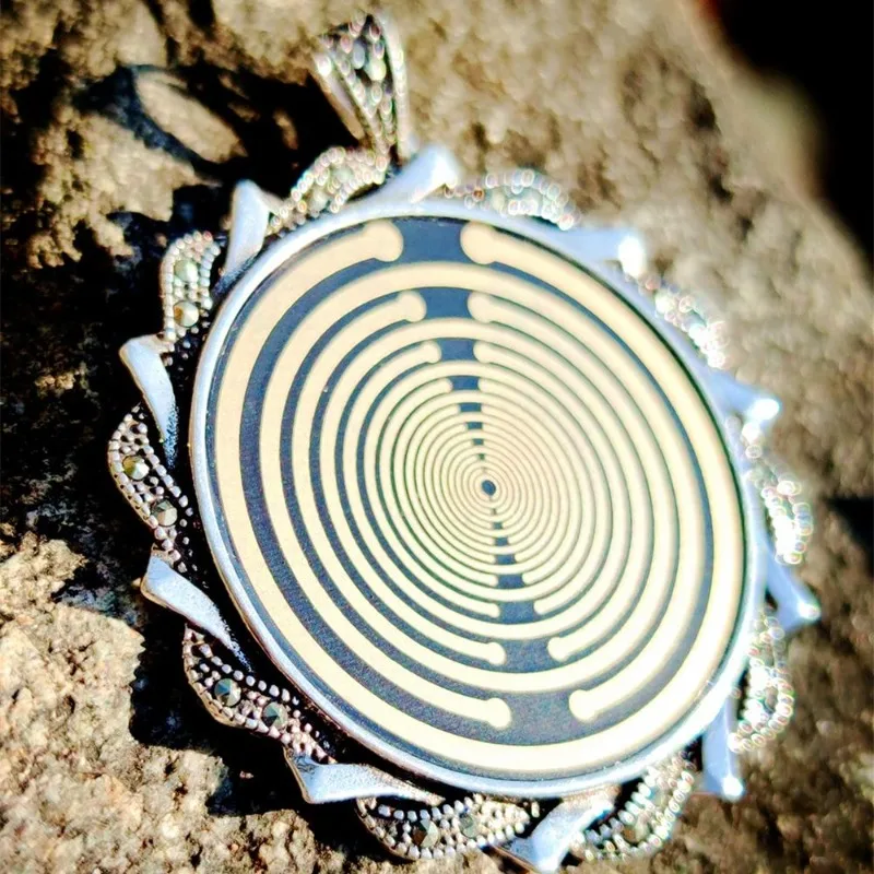 MWO Polarizing Disc Necklace Multi-Wave Oscillator Protective Pendant
