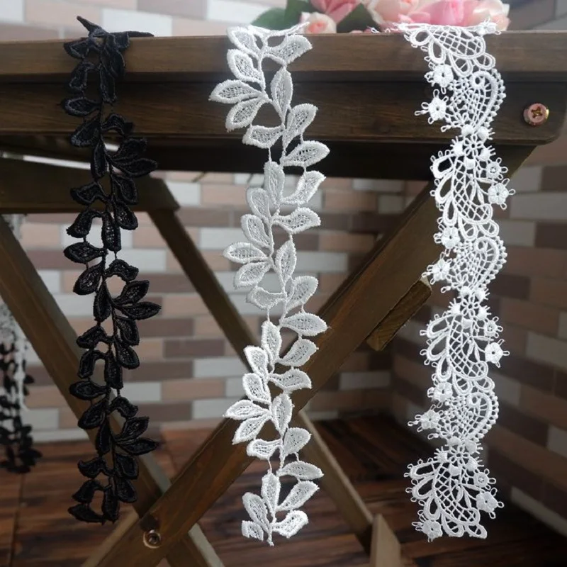 Embroidery Lace Guipure Fabric, Lace Trim Applique, Sewing Craft Material, White and Black, Hot Sale, 2 Yards per Lot