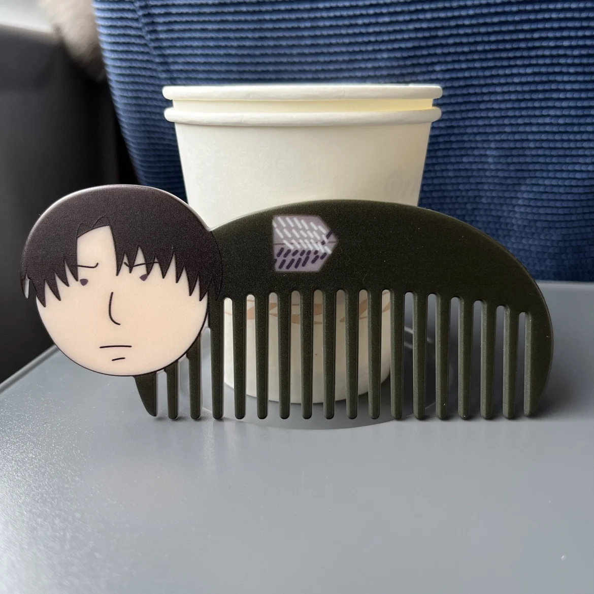 

Anime Attack on Titan Shingeki No Kyojin Levi Ackerman Eren Jaeger Hange Zoe Cosplay Cartoon Comb Accessory Ambitus Mascot Gift