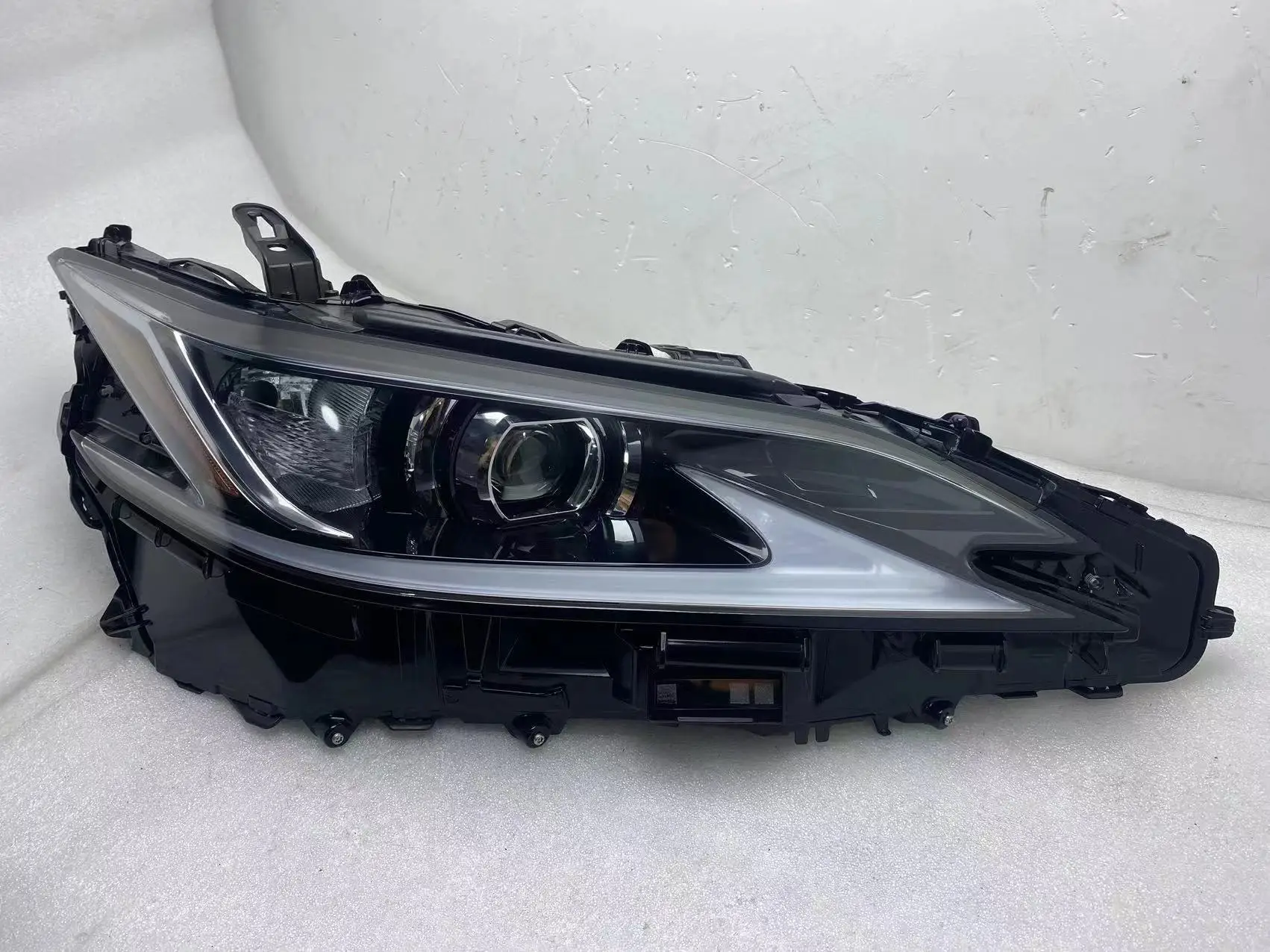 Auto Parts Suitable For Lexus Es200 Es300 Headlight Assembly Led Modified Headlight Daytime Signal Turn Signal