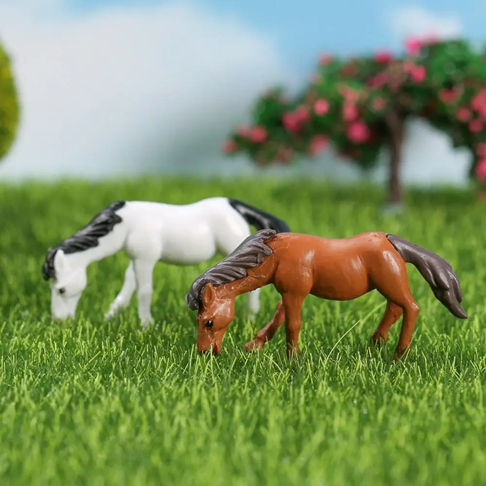 

Decorative Horse Moss Micro Landscape Simulation PVC Horse Decorative Ornaments Mini Horse Figures Horse Miniatures Statue