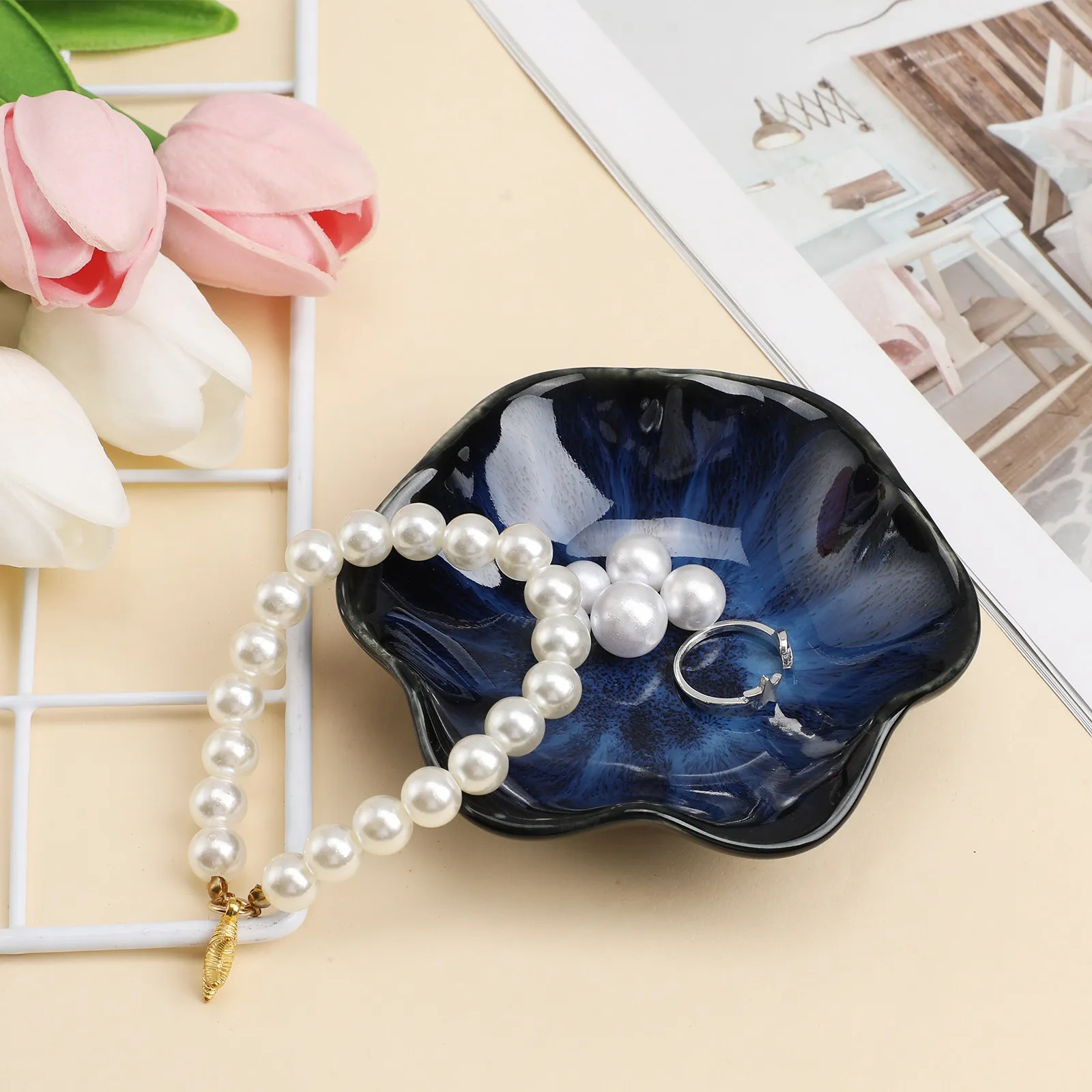 

Ceramic Jewelry Plate Vintage Lotus Leaf Trinket Ring Storage Organizer Display Holder Jewelry Dish Organizer Display Plate