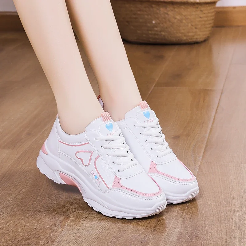 2024 Spring/Summer/Autumn New Student Sports Shoes for Women Low cut Thick Sole Korean casual mesh breathable shoes for women