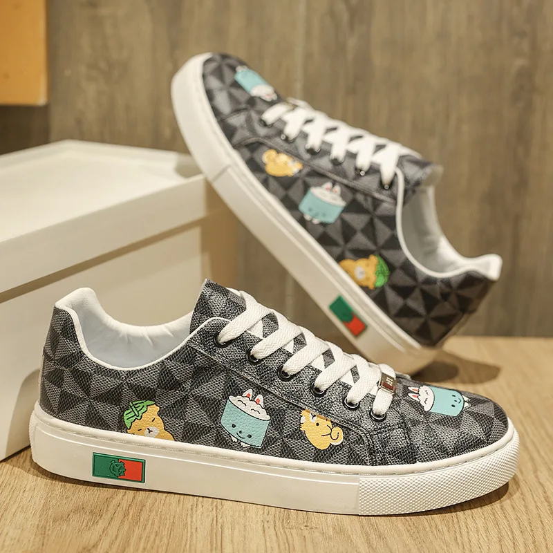 

Men's Casual Shoes Fashion Designer Mens Flat Skate Shoes High Quality Men Leather Breathable Lightweight Sneakers Zapatillas