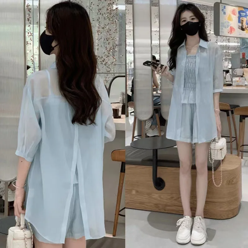 2025 صيف جديد التخسيس تصميم صغير الحجم المرأة موضة واقية من الشمس قميص مجموعة + حبال + ثلاث قطع مجموعة تي شيرتات قصيرة للأطفال