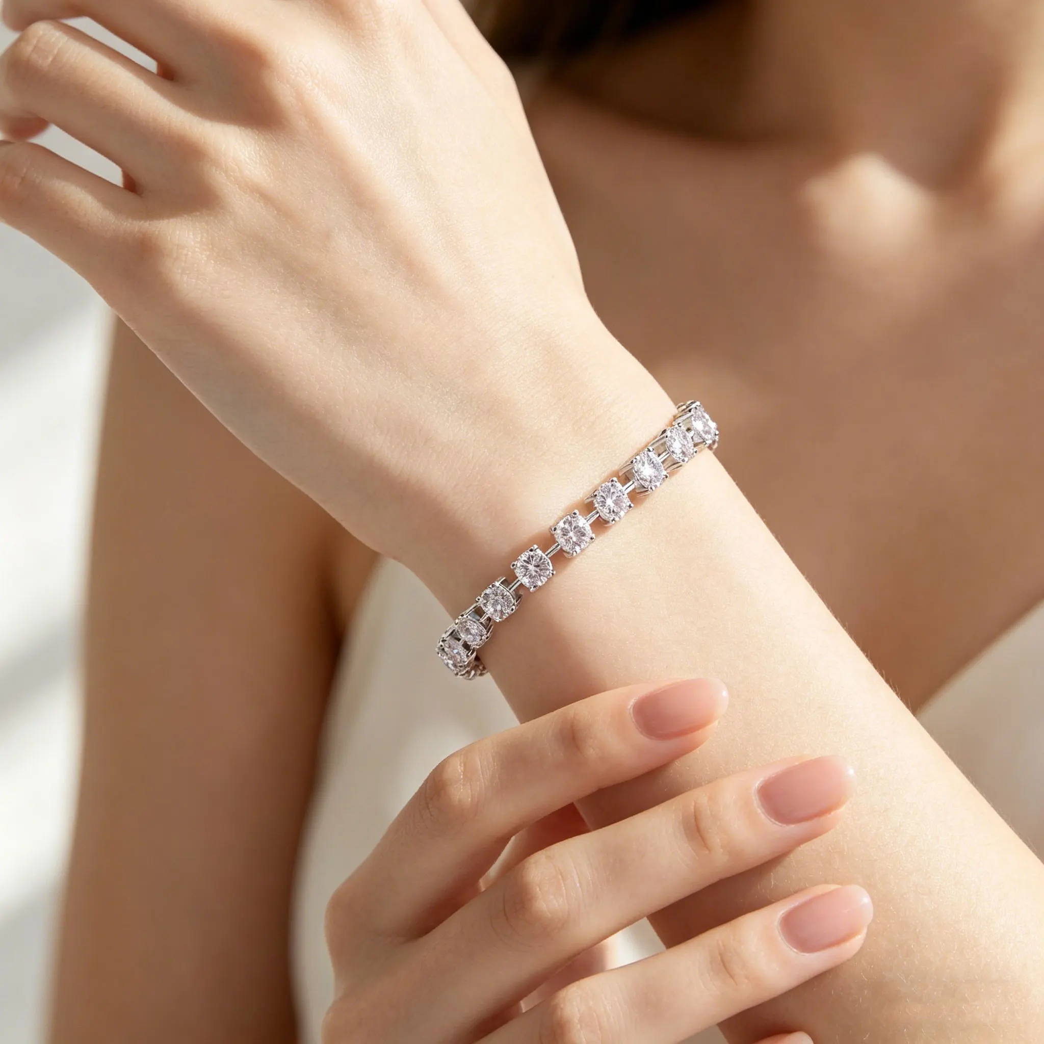 

8.3g 18cm Fixed Size 925 Silver Moissanite Bracelet, D Color VVS1 Moissanite Tennis Bracelet, Women's Minimalist Everyday Jewelr