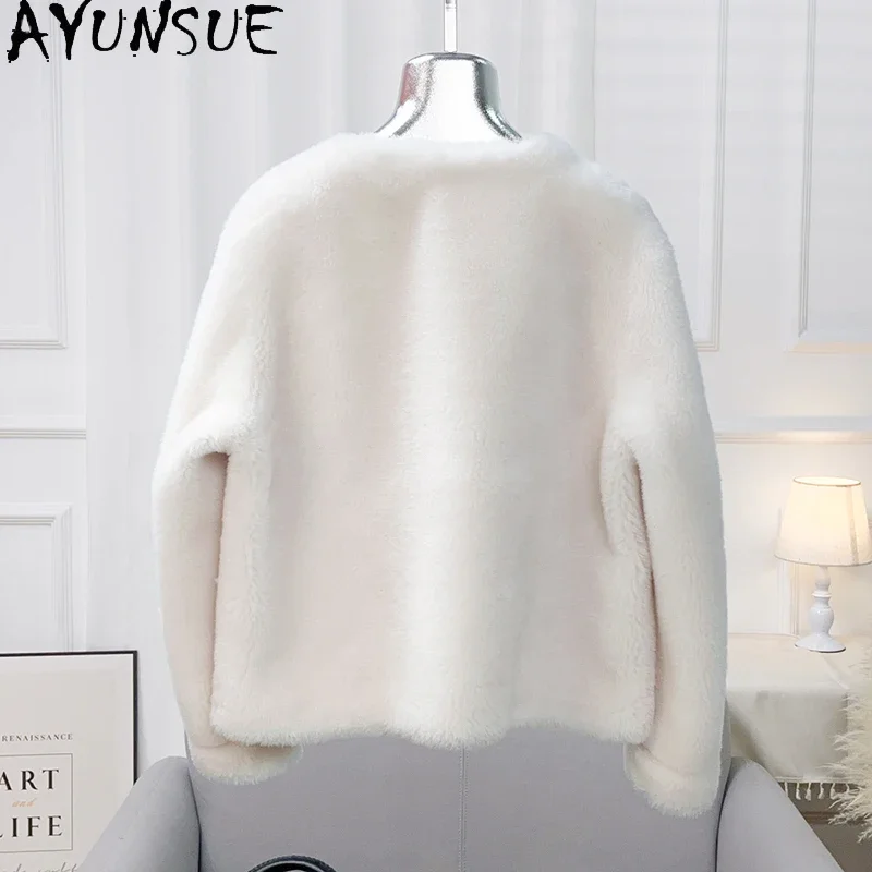 AYUNSUE Lamb Wool Coat for Women 2023 Fall Winter Fashion Round Neck Short Sheep Shearing Jacket Composite Fur Coats Chaquetas