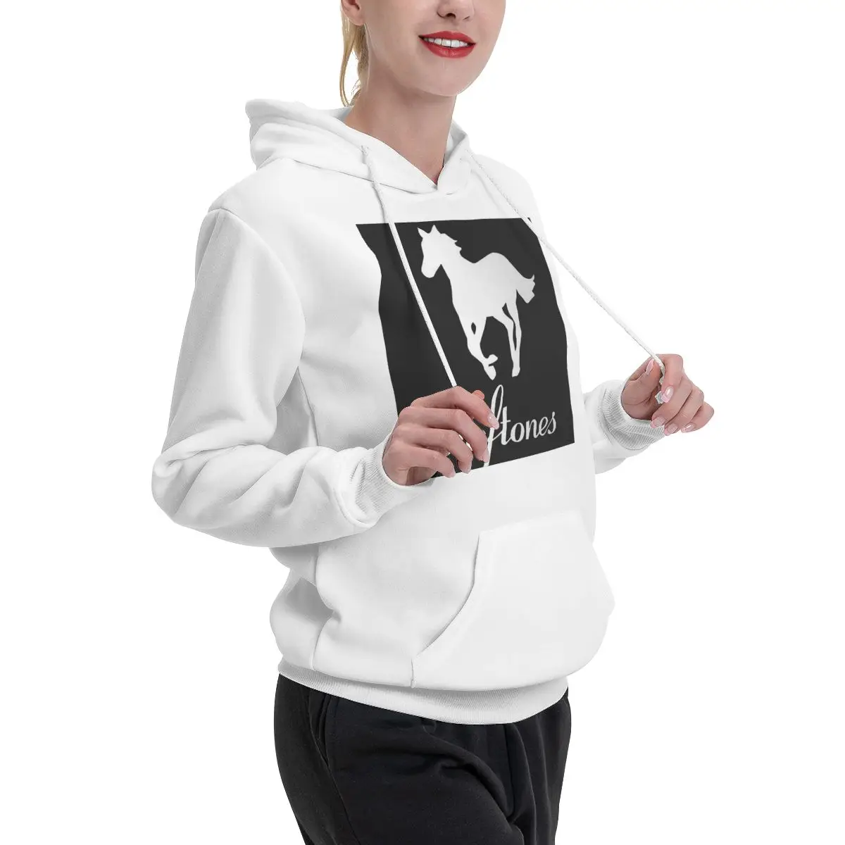 เสื้อฮู้ดคู่รักลายหัวกะโหลก PP Skull Deftone สีขาว โอห์มส์ แนวลำลองสำหรับผู้หญิง เสื้อสวมหัวแขนยาวสไตล์ฮาราจูกุ สำหรับฤดูใบไม้ร่วงและฤดูหนาว