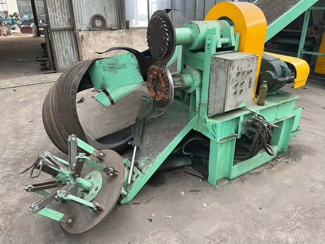 Tire Shredding Recycling Machine Industrial Waste Tire Processing System Rubber Granule Equipment view 3