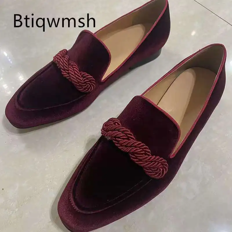 

Красные лоферы с узлом в стиле ретро, мужские туфли с острым носком, роскошные бархатные туфли без шнуровки на плоской подошве, мужские модные свадебные туфли