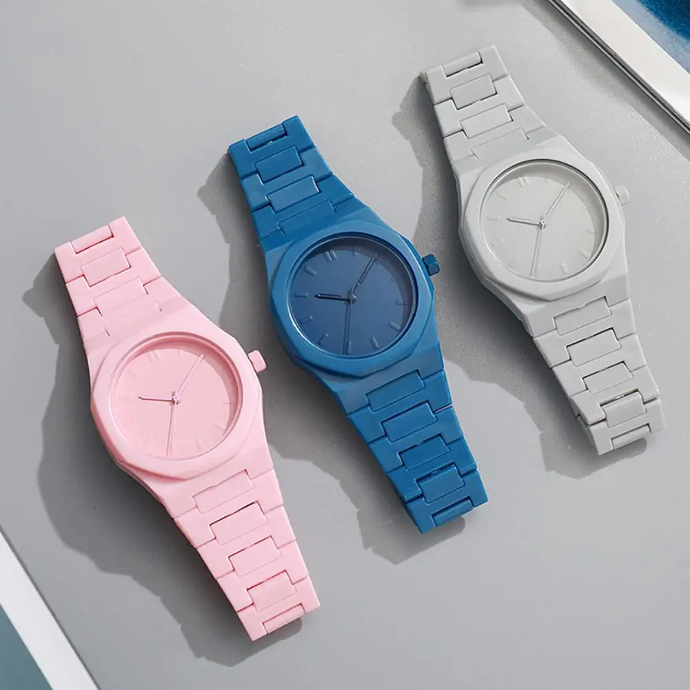 Reliable Quartz Movement Watch Stylish Unisex Quartz Watch with Easy-to-read Dial Solid Color Wristwatch for Men for Birthday