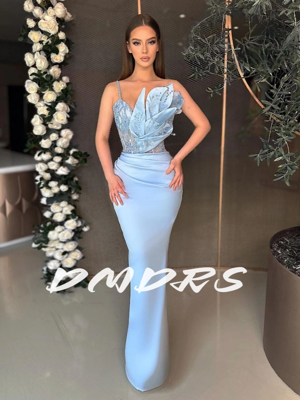 

Blue Straight Fitted Pearls Evening Dress Unique 3D Design Classy Corset Cocktail Gown Modern Sleeveless Customized Party Wear