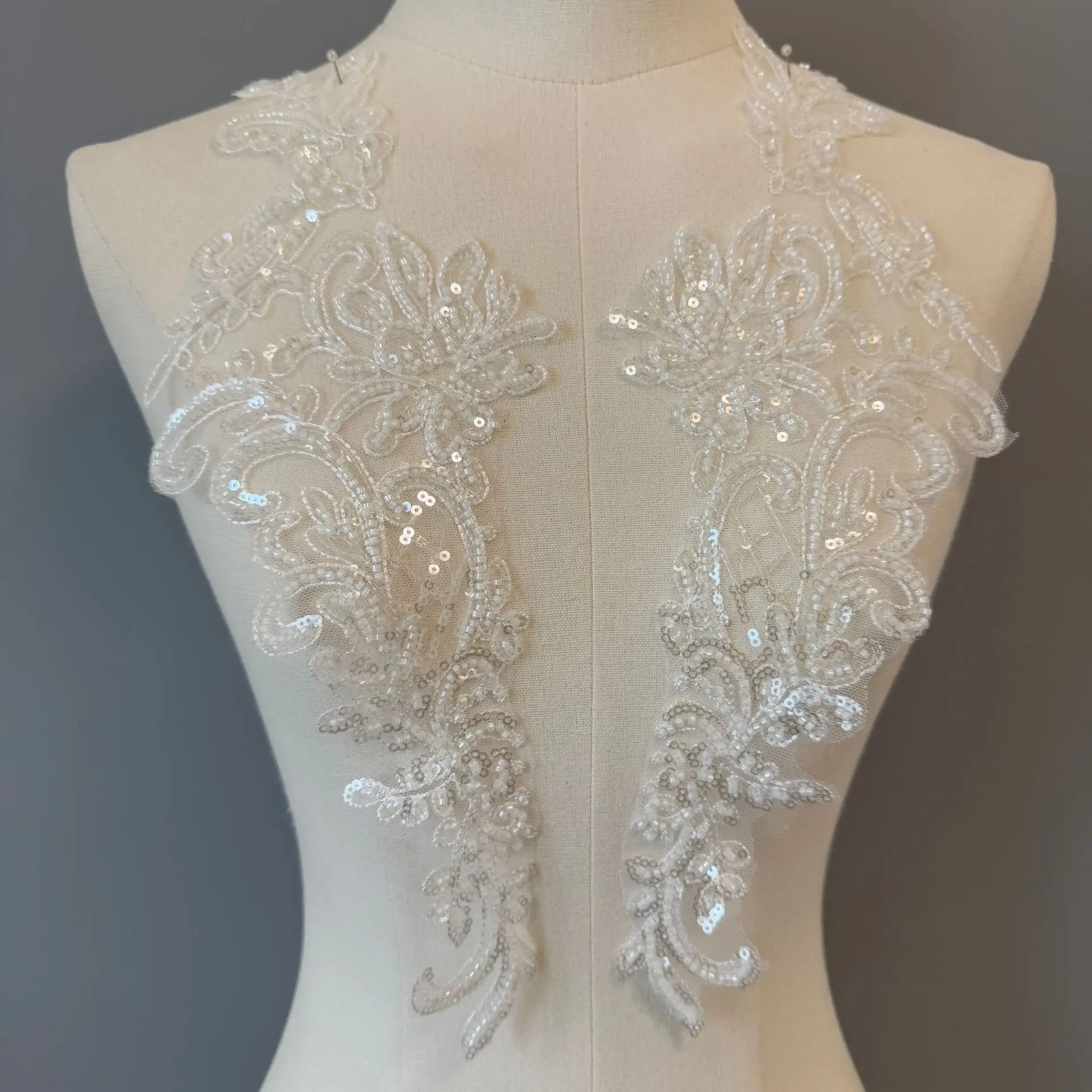 Accessories A Pair of Rice White Sequins Embroidered Floral Wedding Dress Accessories Exquisite High Appearance Level