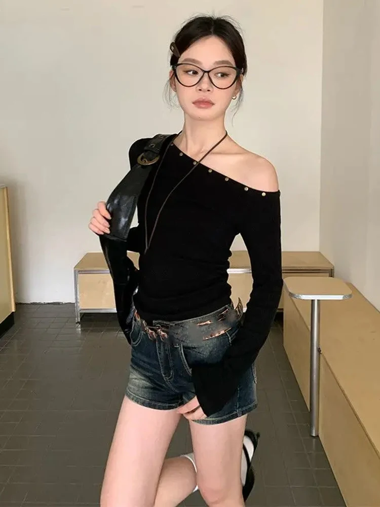 Y2k estética outono vintage rebite tshirts streetwear feminino gola inclinada grunge t harajuku irregular plissado bodycon tshirt