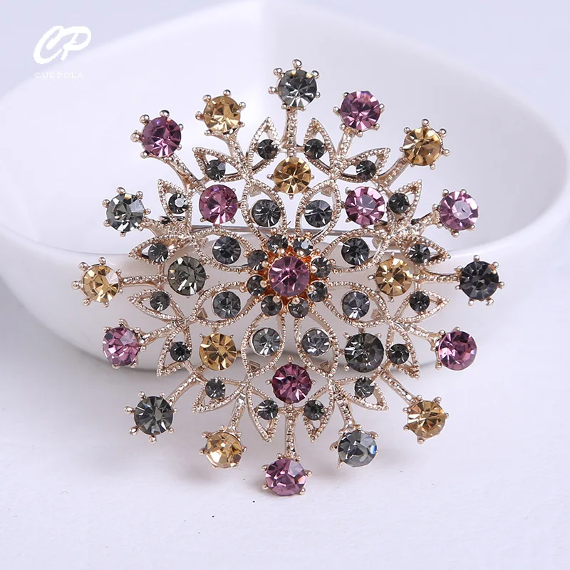 

High-end exquisite European and American original single rhinestone crystal multi-color large flower brooch clothing accessories