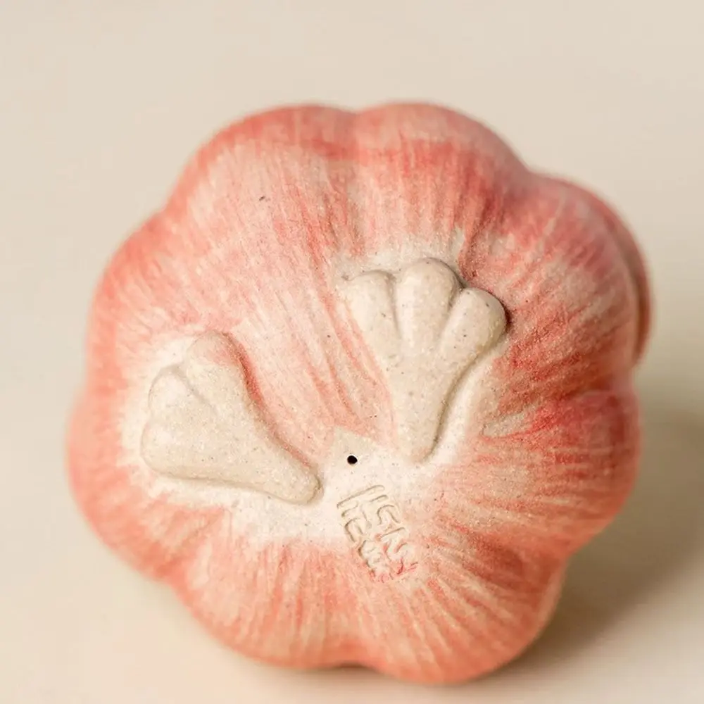 Creative Garlic Bird Tea Pet Cute Fun Garlic Bird Tea Figurine Small Resin Garlic Bird Handmade Decoration Tea Table Decoration