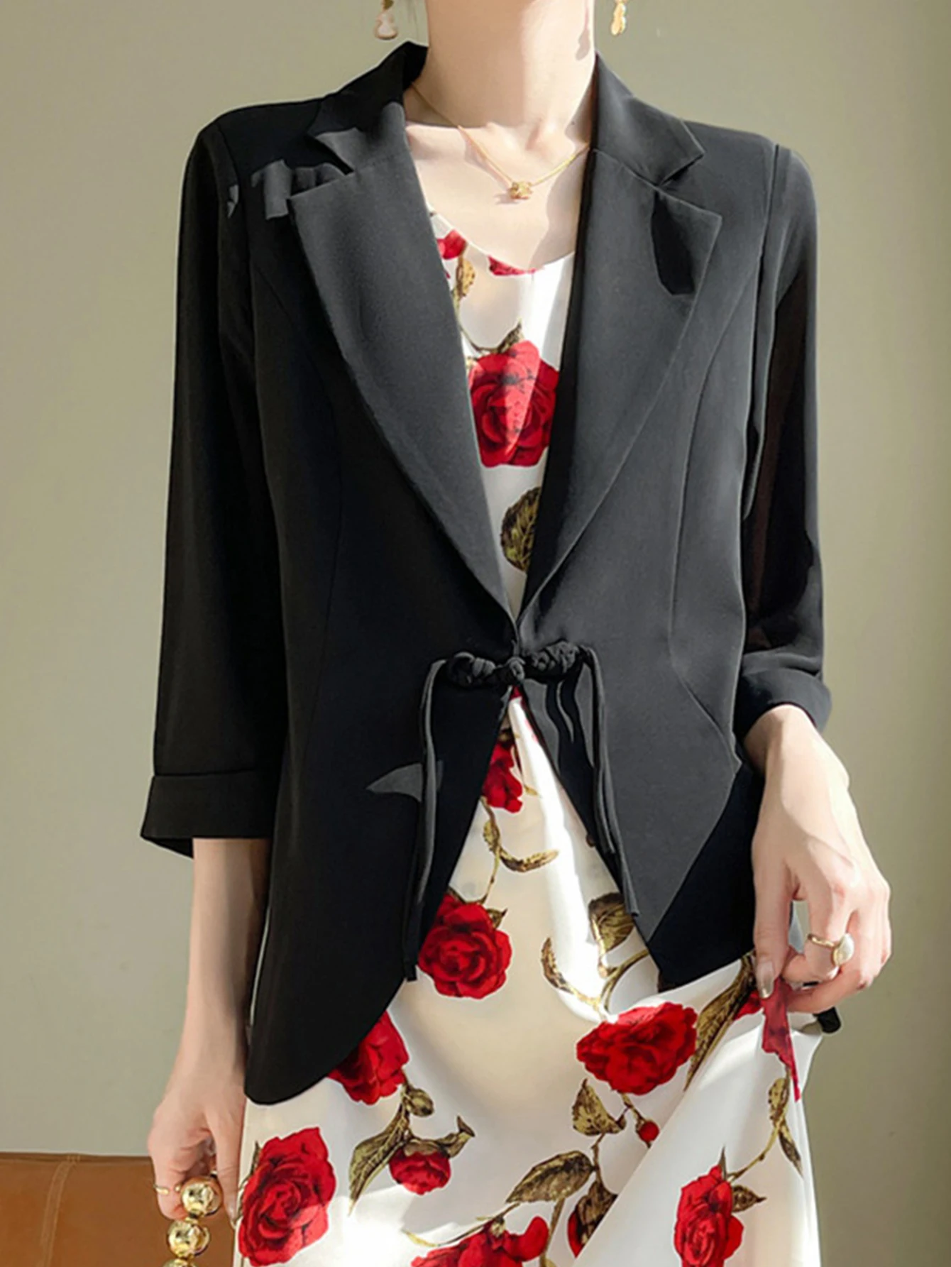 

Женский пиджак с длинными рукавами, осенний повседневный однотонный однотонный пиджак с лацканами на шнуровке, базовый стиль, модный топ для офиса и вечеринки