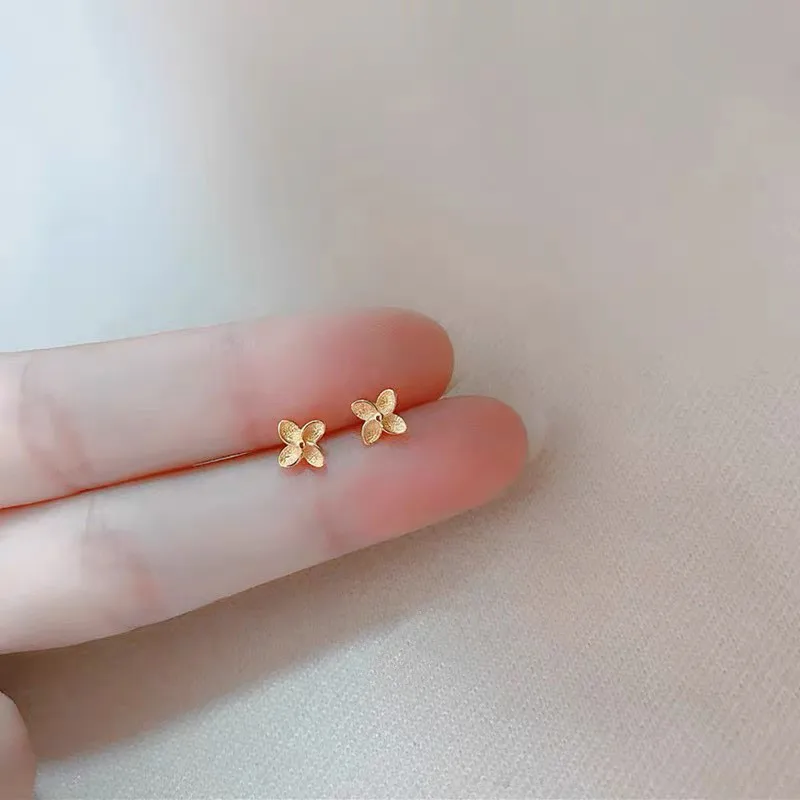 32 Style Gold Color Mini Small Butterfly Heart Stud Earring For Women Cartilage Helix Tragus Ear Piercing Jewelry Gift Wholesale