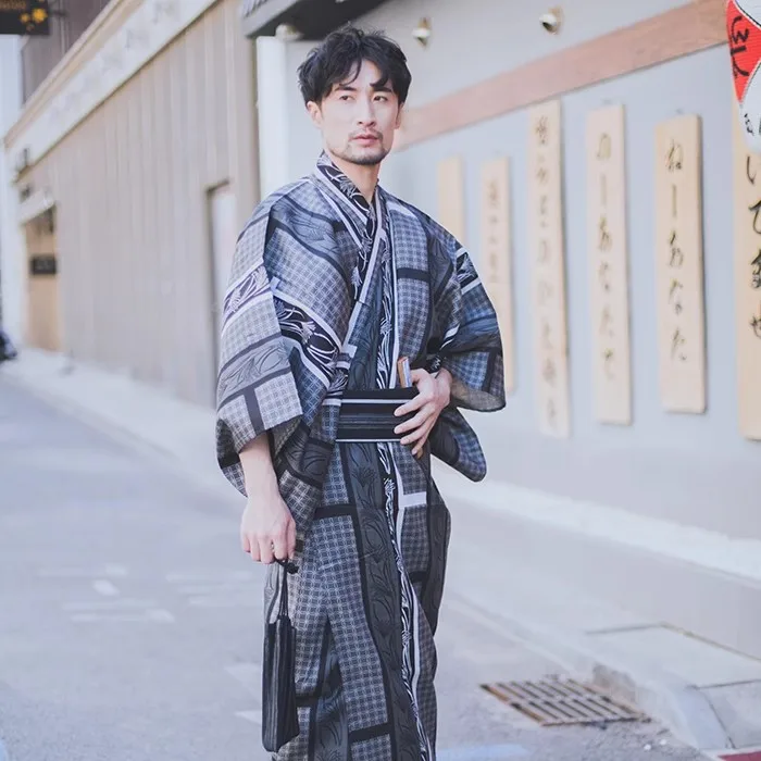 Japanese-style Men's Kimono Yukata With Belt Hotel Bathrobe Pajamas Loose Home Clothes Classic Style