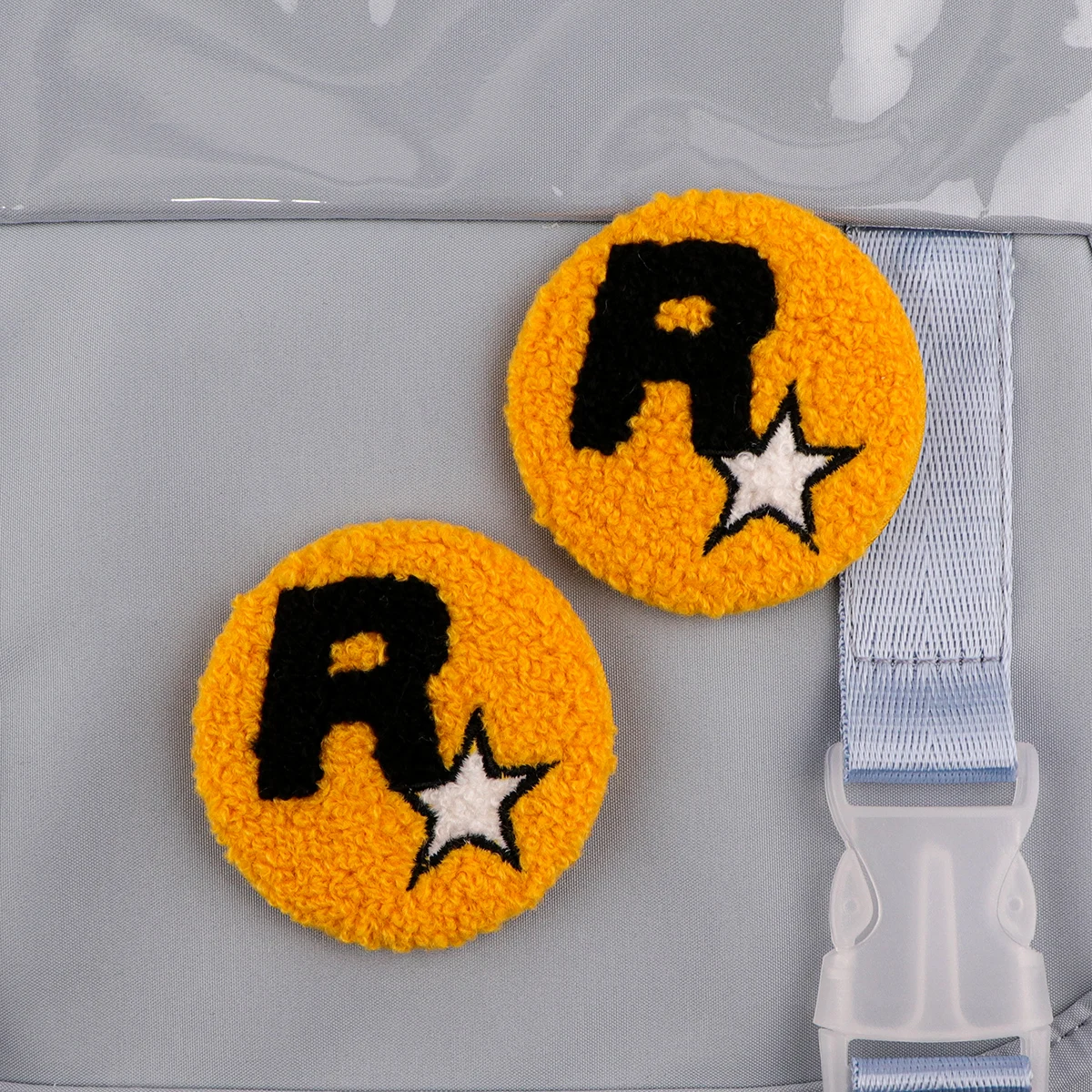 R Star Games Button Pins Tinplate Brooch Towel Embroidery Lapel Badges for Clothes Bags Backpacks Briefcase Accessories Gift