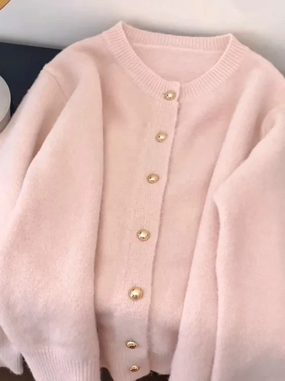 

Soft Cozy Large Size Knitted Cardigan Sweater round Ne Gold Button Men's Faionable Warm Commute Sle Long Sve 300 Pou