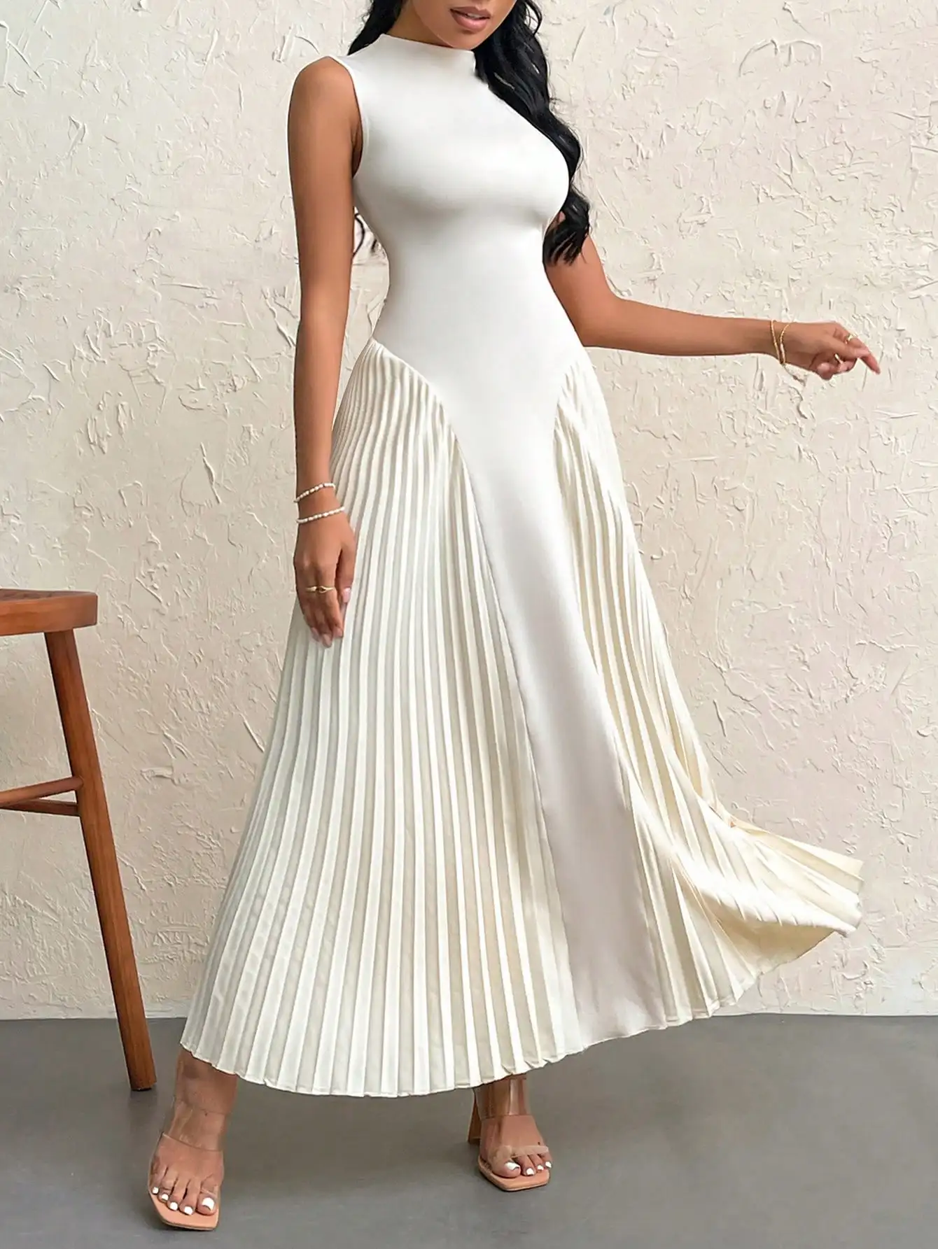 European and American temperament elegant wind waist slimming long skirt 2024 spring fashion personality pleated round neck slee