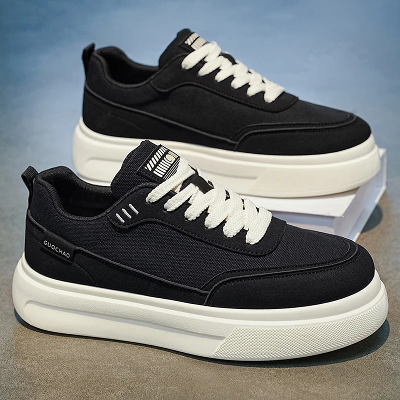 Flat Solid Colour Fashion Lightweight Man Sports Sneakers 2026 Spring New Casual Men's Shoes Canvas Comfort Trend Board Footwear