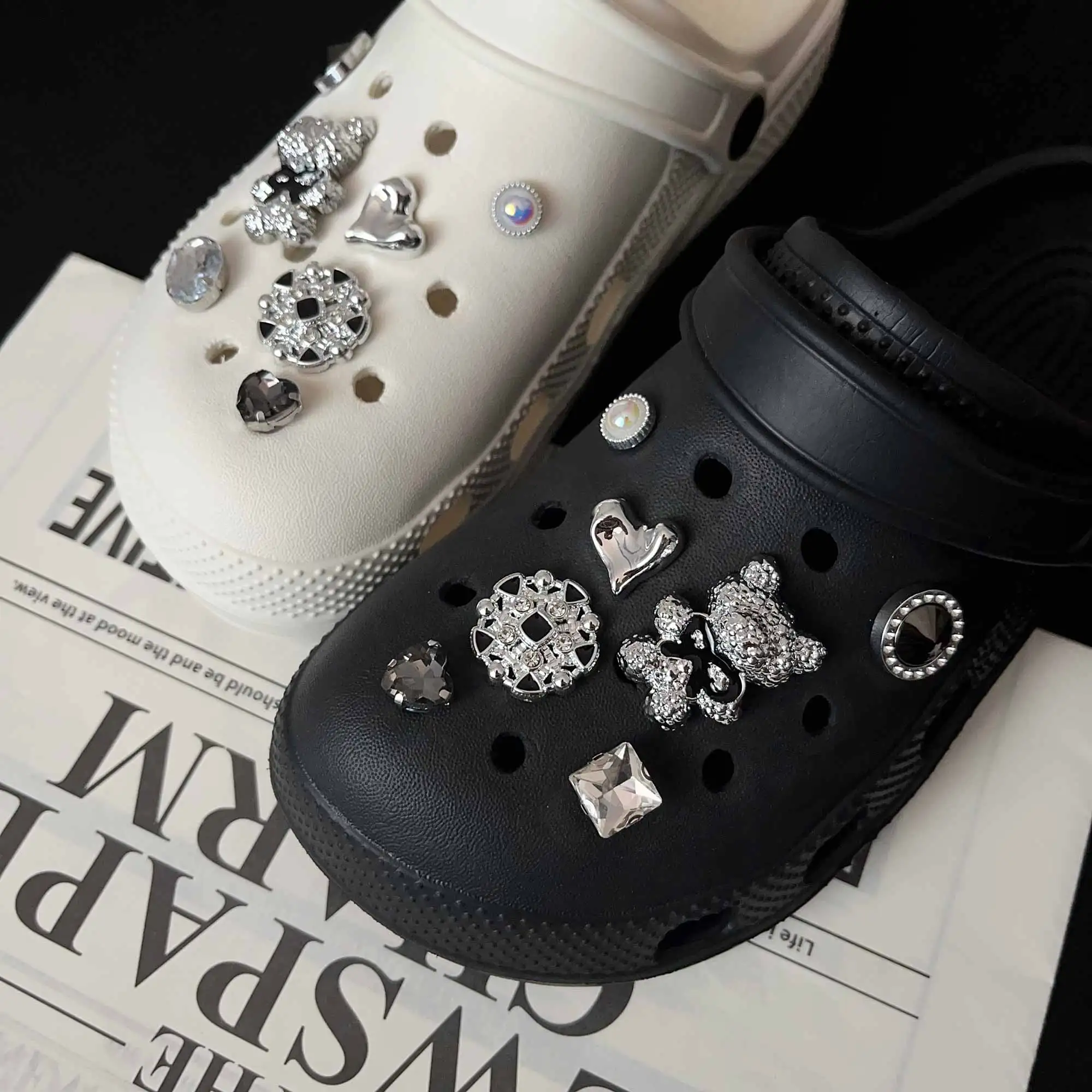 

Silvery Bear Set Rhinestone Pearl Shoe Charms for Crocs Clogs Garden Sandals Pins Decorations Slipper Accessories Girl Gift