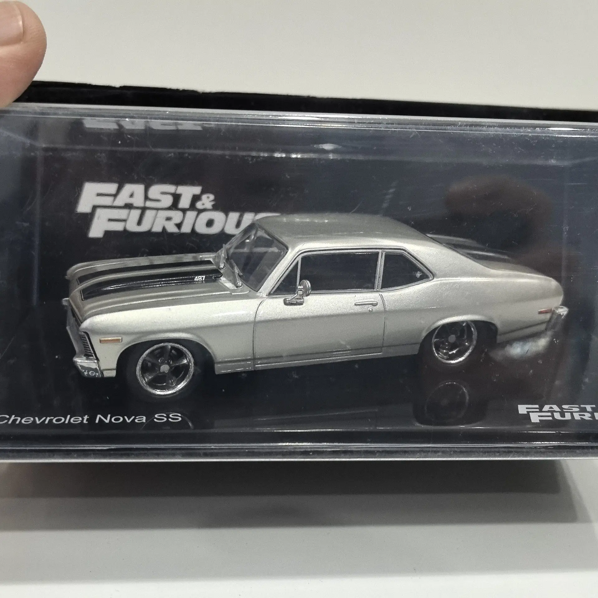 

Коллекционная модель автомобиля IXO 1/43 из сплава, серия Box Cracking, по мотивам фильма, P3