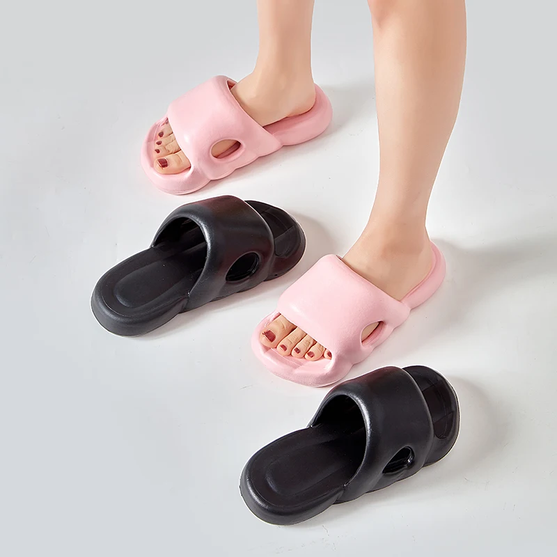 Summer Women Thick Slippers Sole Beach Slides Bathroom Anti-Slip Soft Sandals Fashion Ladies Cloud Shoes Slides Indoor 2024