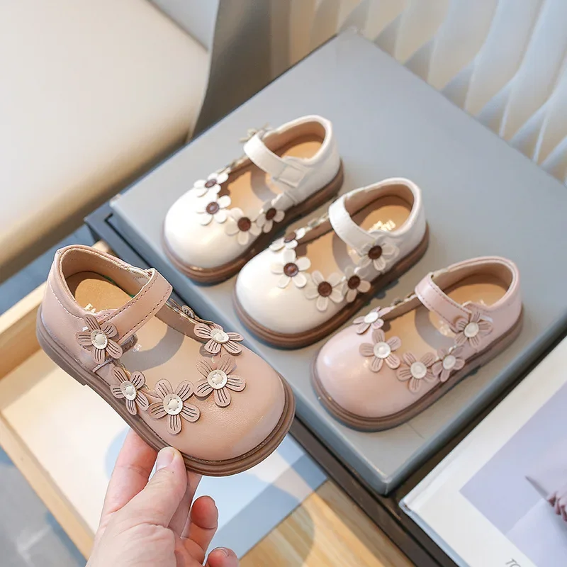 

Fashion Flower Girl Princess Shoes 2025 Spring New Children's Leather Shoes Soft Soled Non Slip Baby Kid's Casual Flats