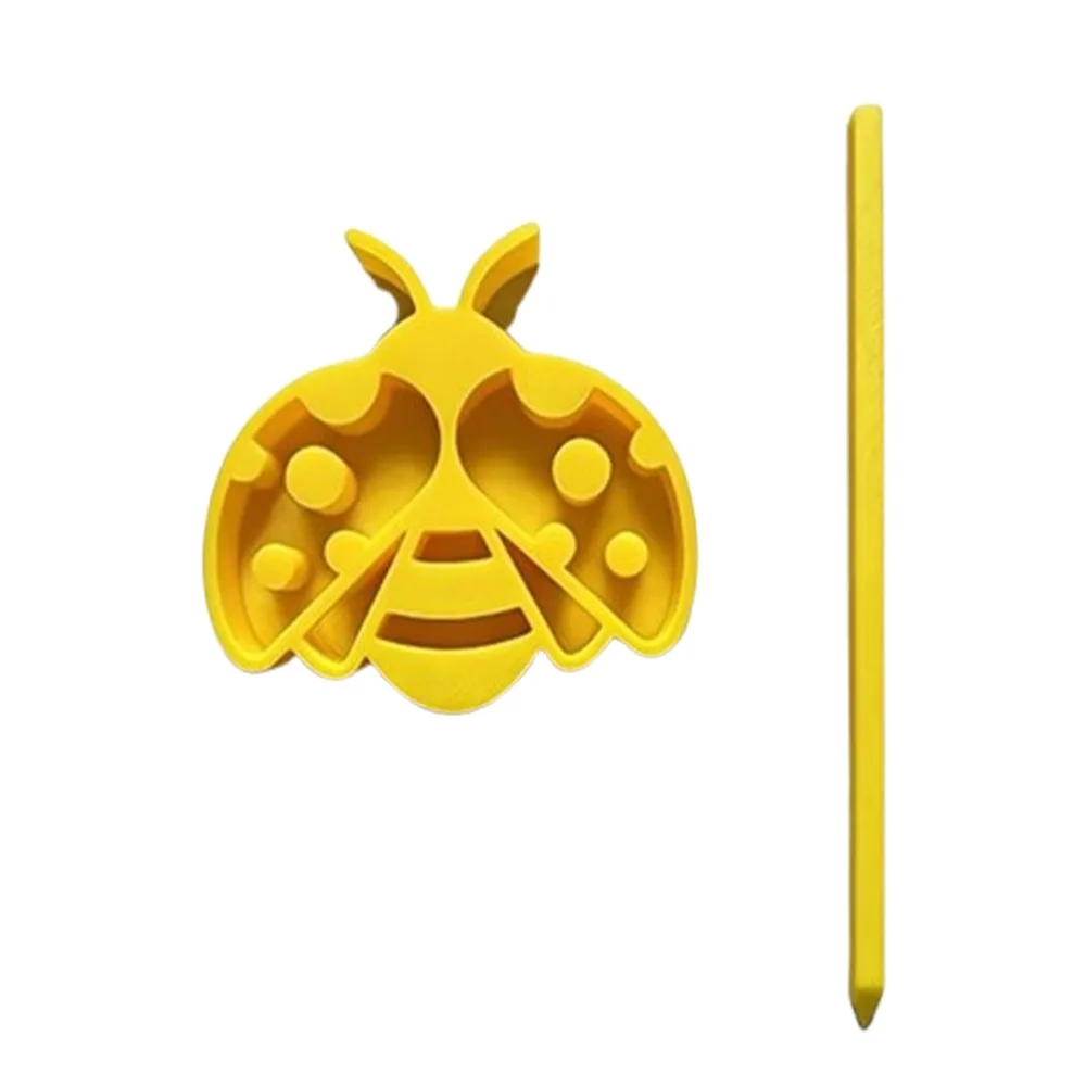 3D-printed Bee Water Station with Stick Beekeeping Insect Water Cup Plastic Pollination Butterflies Drinker Stakes Lawn Patio