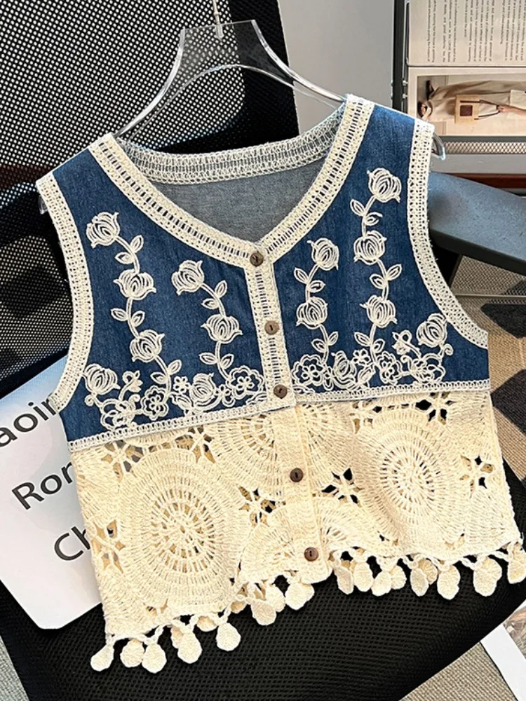 

Heavy Embroidery Hollow out Denim V-Ne Tank Top Women Summer ort Svel irt Korean Sle Loose Fit Button Design