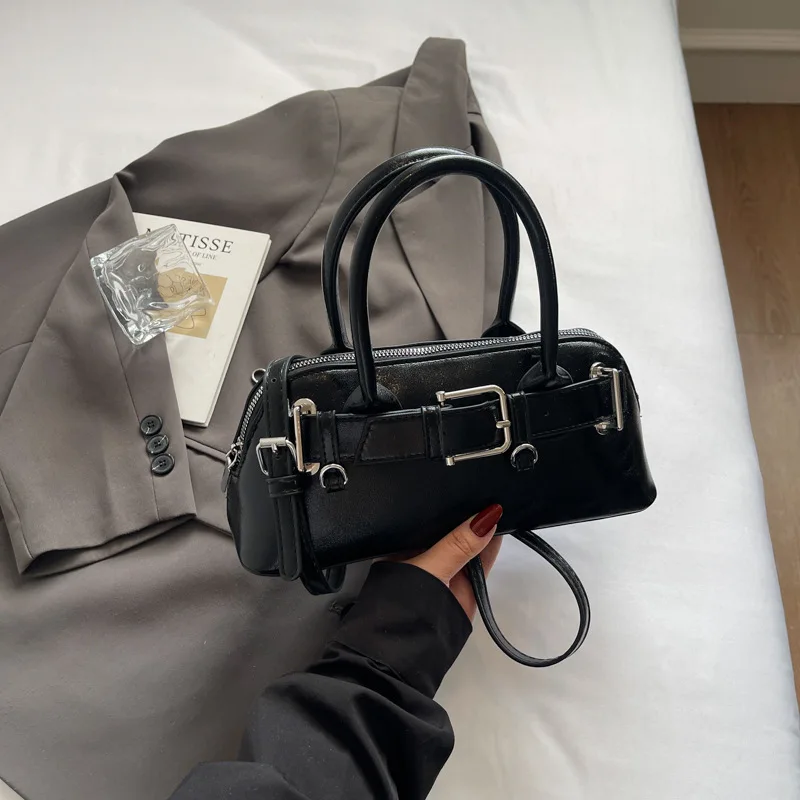 

Luxury Retro Handbag for Women Large Capacity Shoulder Bag Underarm Bag Simple Commuter Bag Summer Fashion High Quality