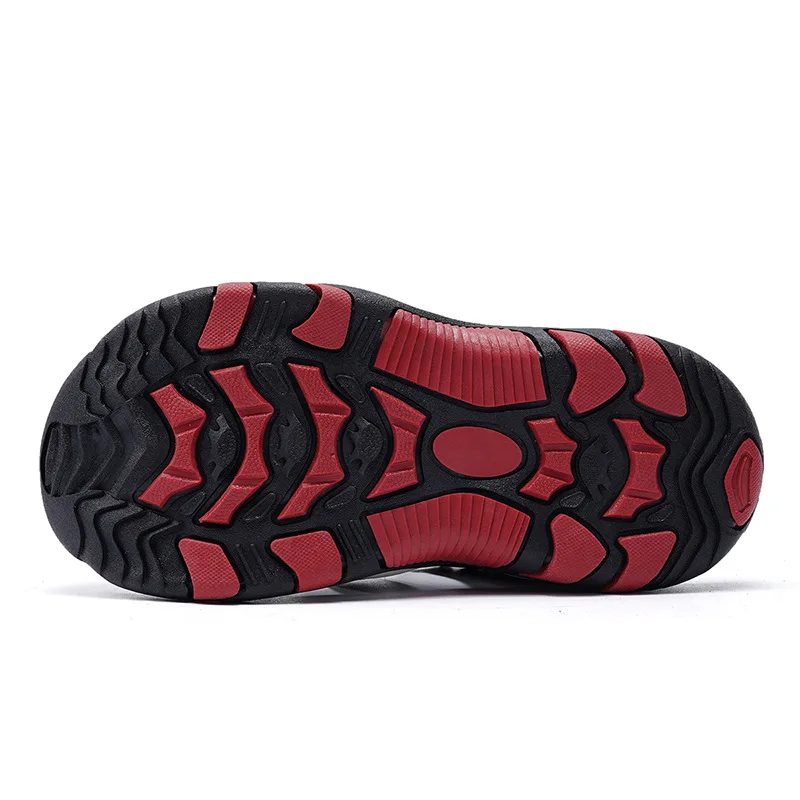 mmer boys' children's head-covering slippers with soft soles and anti-slip features for kids' beach shoes