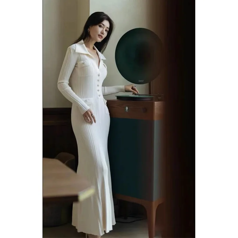 Women\'s white knitted long sleeve dress slim and elegant grand holiday party maxi dress