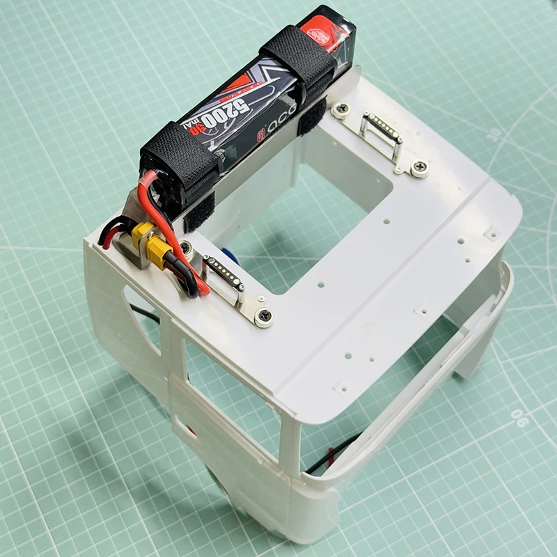 ชุดวงจรแม่เหล็กหลังคาสูงจำลองขนาด 1:14 สำหรับรถบรรทุกเททราย Tamiya RC รุ่น SCANIA 770S 56368 และรถบรรทุก Volvo FH16 รุ่น ACTROS 3363