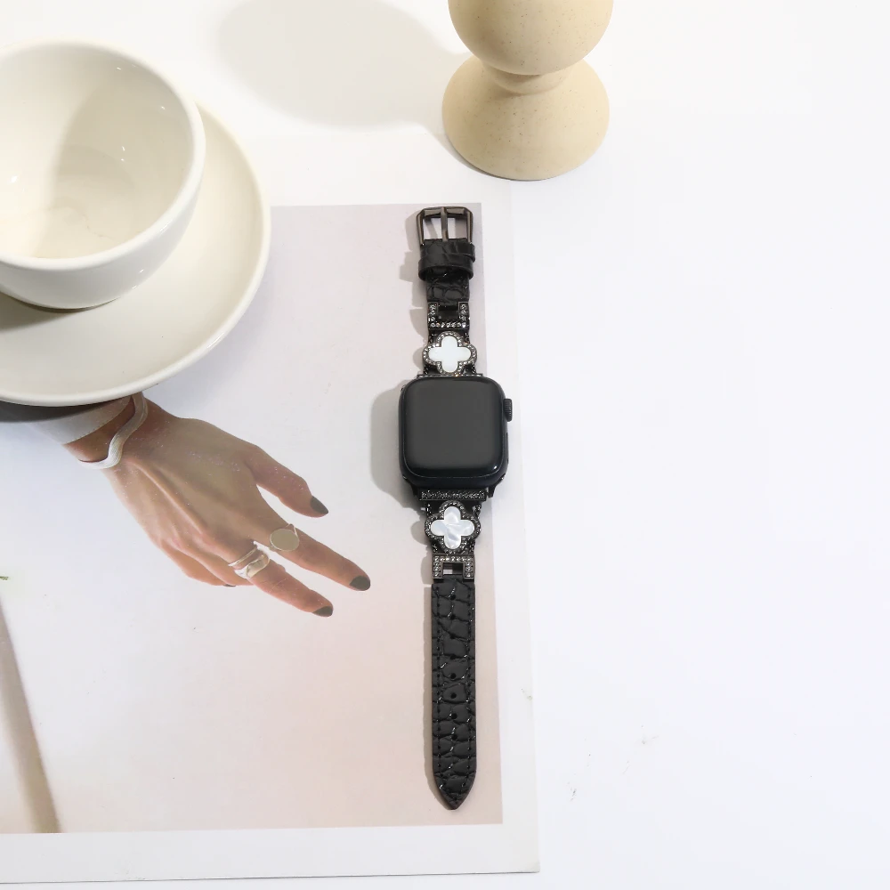 حزام جلد التمساح بأربع أوراق البرسيم متوافق مع ساعة Apple 38-49 ملم لسلسلة IWatch Ultra SE، 1-9