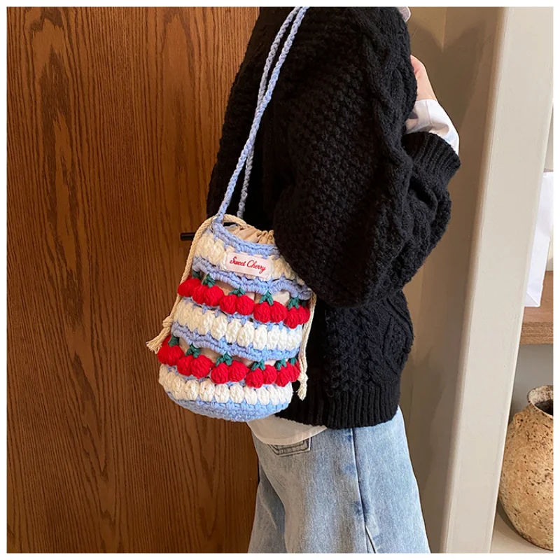 

Cherry crochet bag new handmade woven bag cute contrasting color single shoulder women's bag trendy large capacity bucket bag