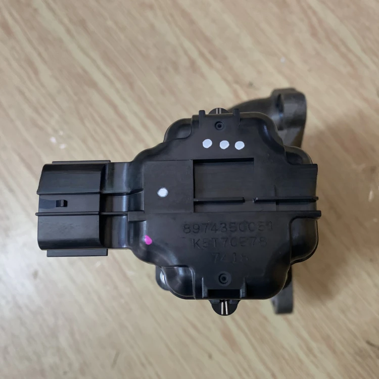 Jiangxi Isuzu EGR Valve DMAX Ruimai MUX Lintuo 4JK1 Exhaust Gas Recirculation Valve National IV Japan